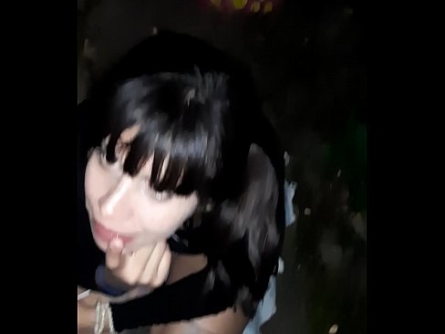 ❤️ Uz ielas uzpampis dzimumloceklis apmaiņā pret konfektēm ️❌  Sekss pie mums ❌️